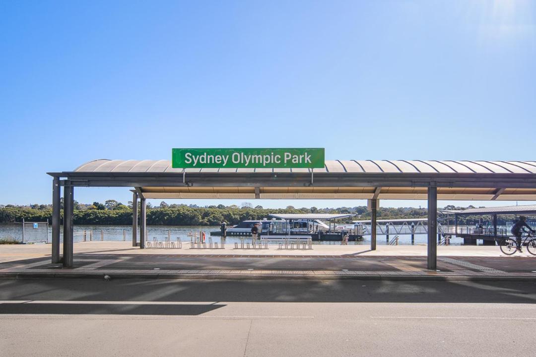 Spacious1 Br@Waterfront Olympic Park_Free Carpark Sydney Exterior photo